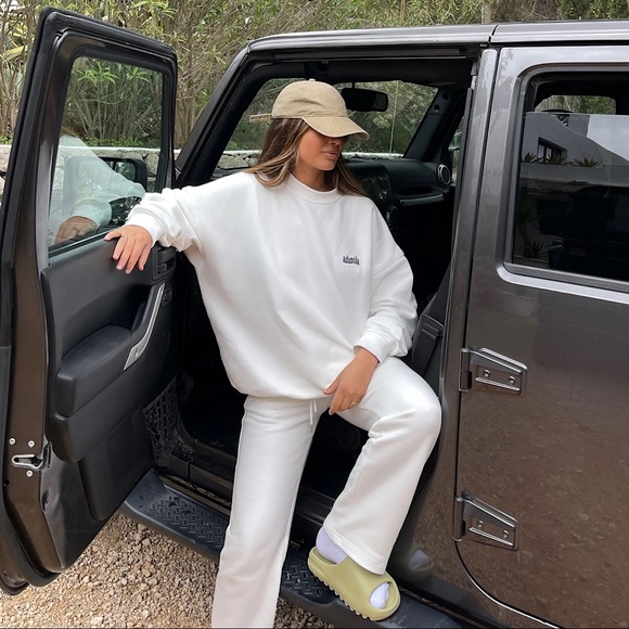 ADANOLA White Straight Leg Sweatpants - Picture 9 of 16